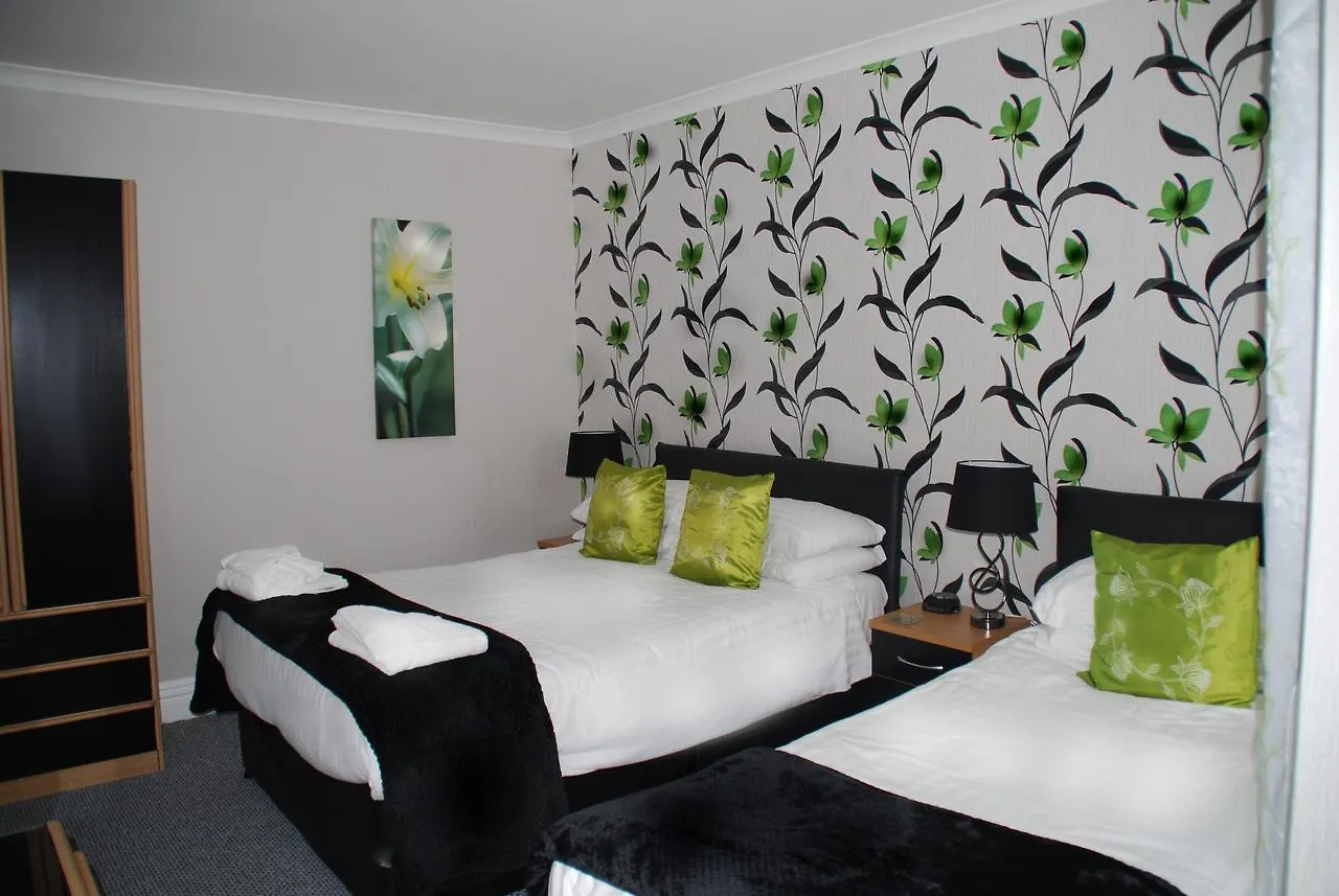 Brincliffe Hotel Blackpool 4*,